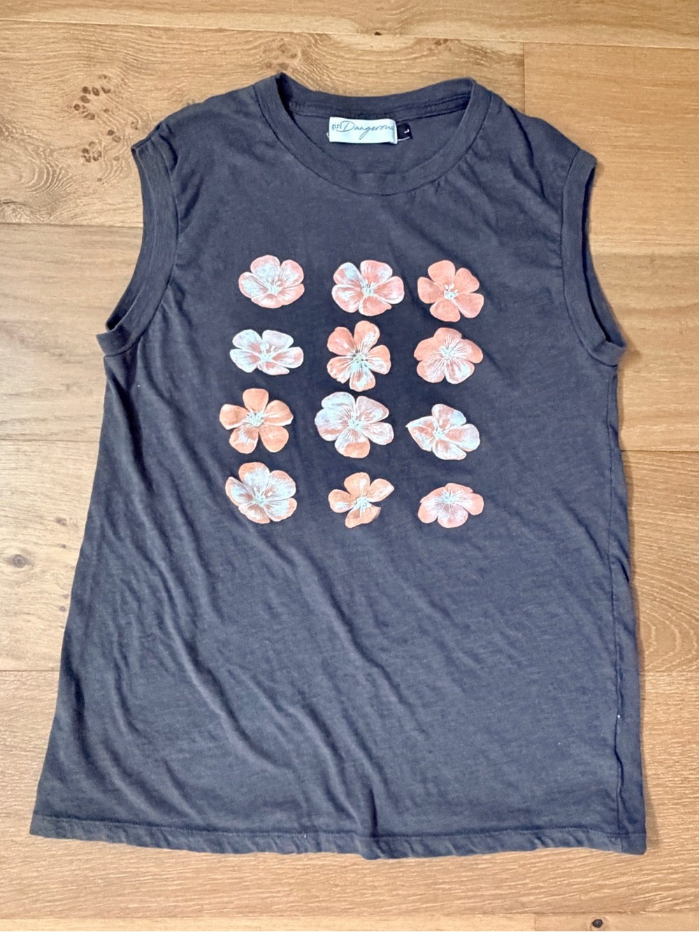 Girl Dangerous Festival Muscle Tank Top Charcoal Grey Peach Floral Large Boho